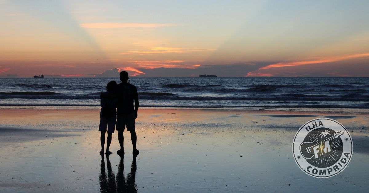 Pôr do sol em Ilha Comprida no Litoral Sul de São Paulo