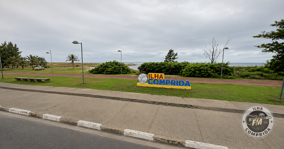 Ilha Comprida em dia nublado durante período mais frio